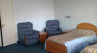Гостиница Айвенго Вольск Стандартный двухместный номер с 2 отдельными кроватями-1